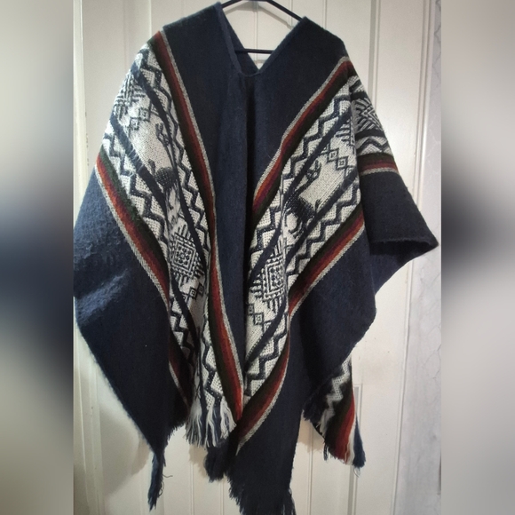 💝Unisex One Size Llama Wool  Poncho Blanket Sweater - Picture 2 of 6